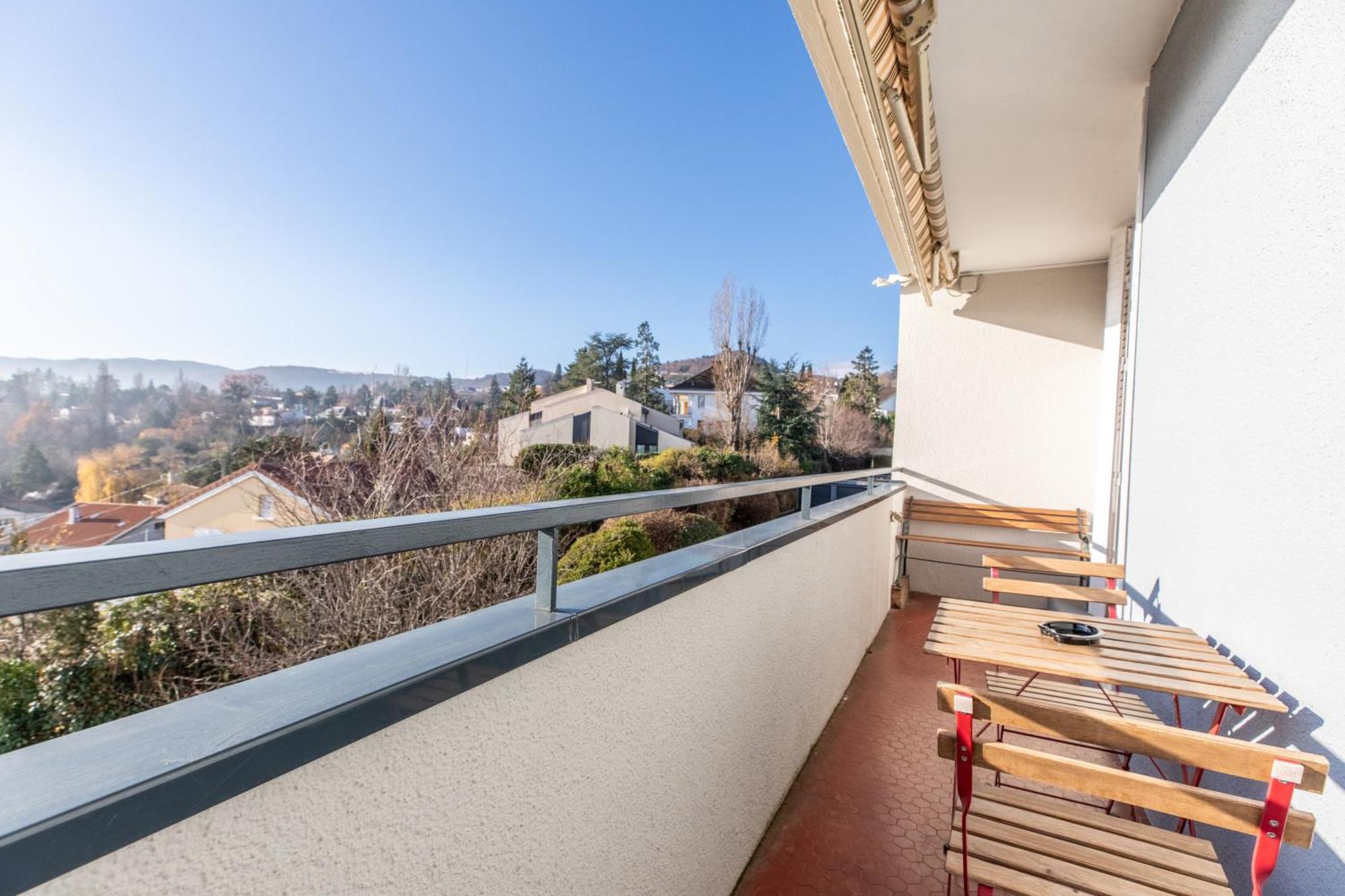 Entre Ville Et Nature - Les Hauts De Clermont Avec Garage Gratuit Εξωτερικό φωτογραφία